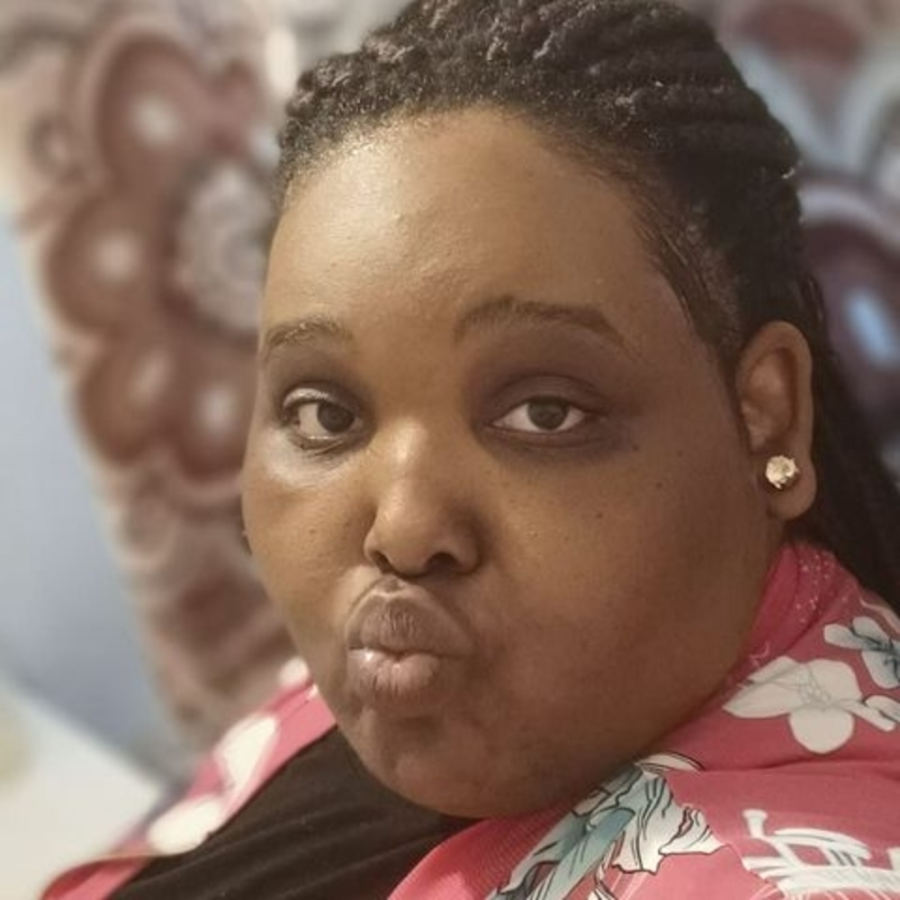Meet your Posher, Destina